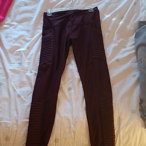 Maroon full length work out leggings